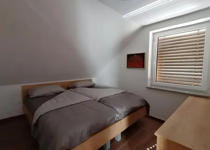 Blatnikov Hram Gasthof Dvor